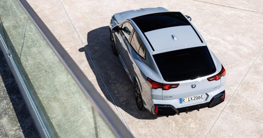 Yeni BMW iX2 eDrive20 satışta