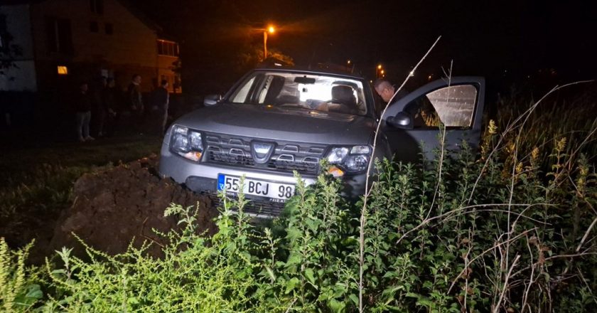 Otomobil toprak yığınına çarptı: Sürücü hayatını kaybetti – Son Dakika Türkiye Haberleri