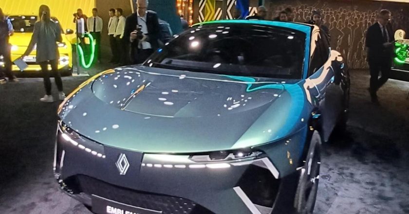 Renault perdeyi Paris'te açtı – Araba Haberleri