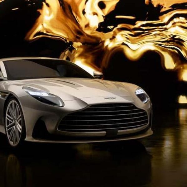 Aston Martin'den James Bond ortaklığına yeni model