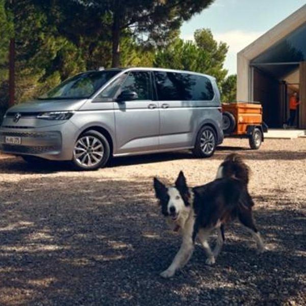 Volkswagen Multian, yenilenen özellikleri ile satışta